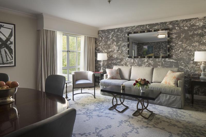 Lafayette Park Hotel image