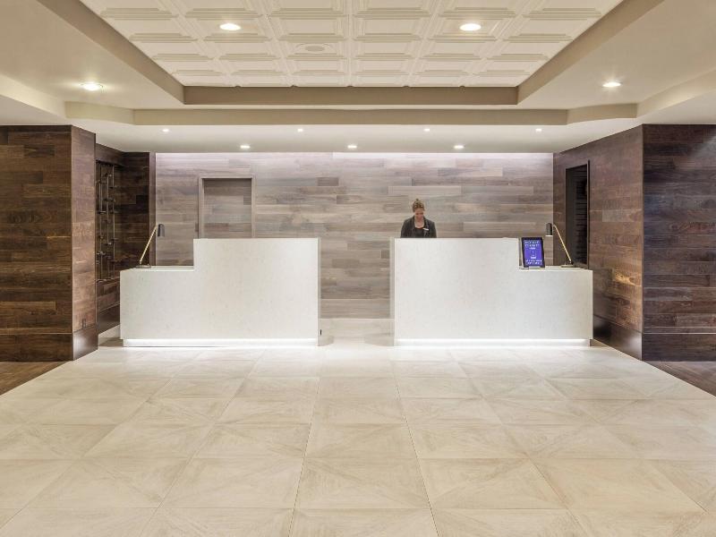 Marriott Savannah Riverfront image