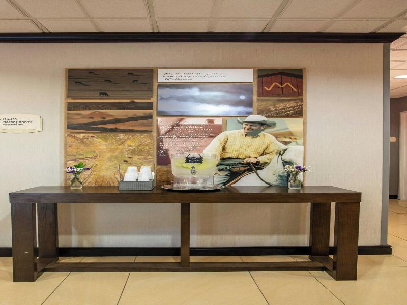 Fairfield Inn and Suites by Marriott San Antonio B image