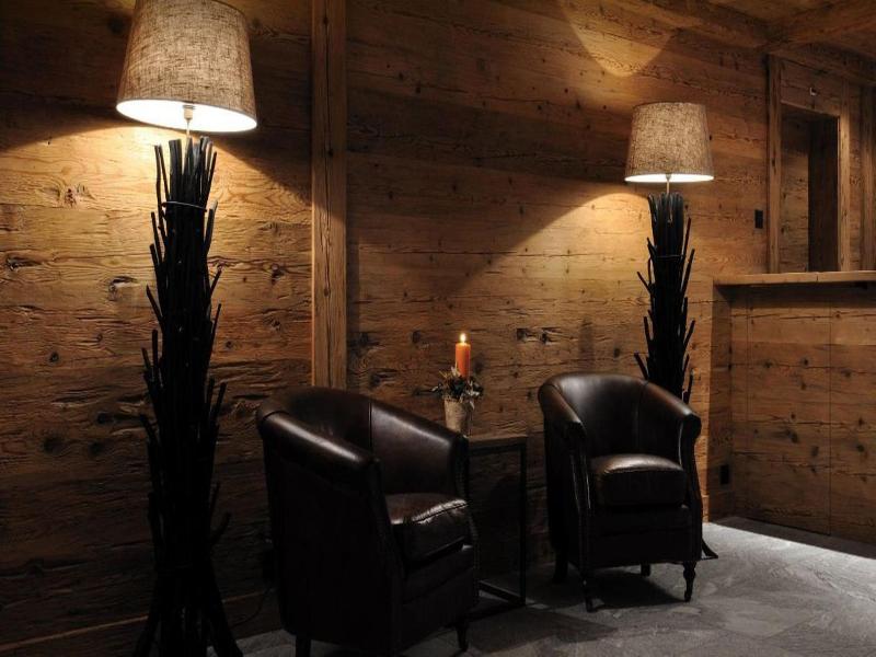 Garni Hotel des Alpes by Bruno Kernen image
