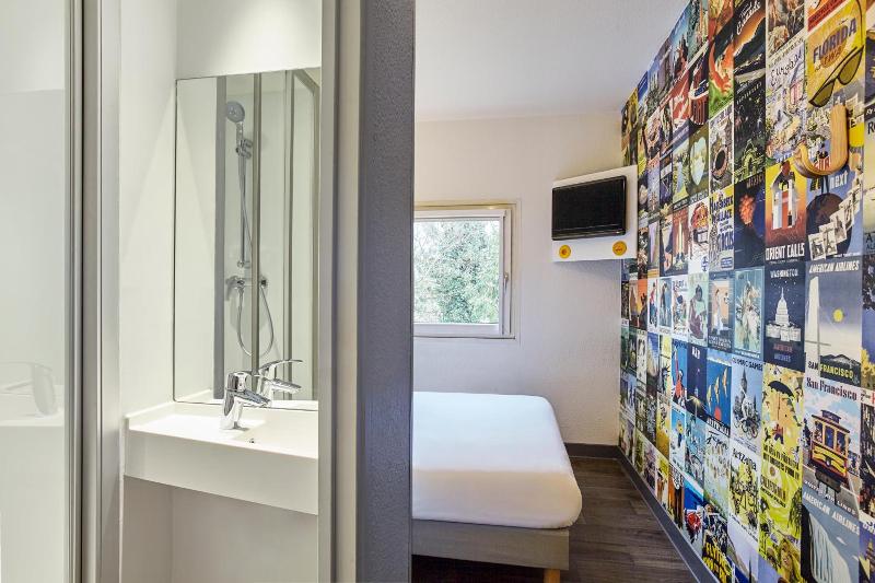 Hotel F1 Saint Etienne image