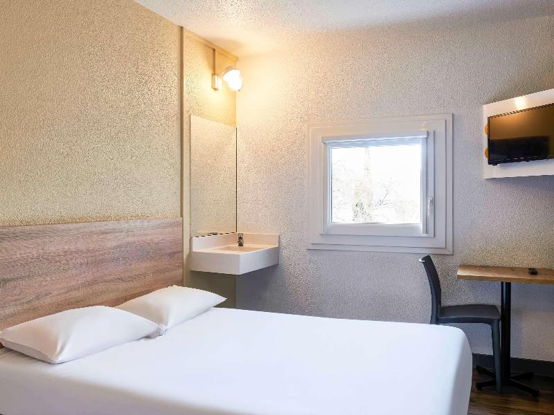 Hotel F1 Saint Etienne image