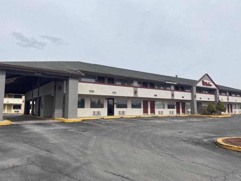 Days Inn by Wyndham Somerset image