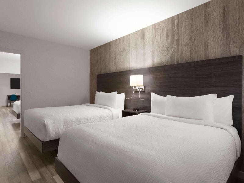 Days Inn By Wyndham Saint John New Brunswick image