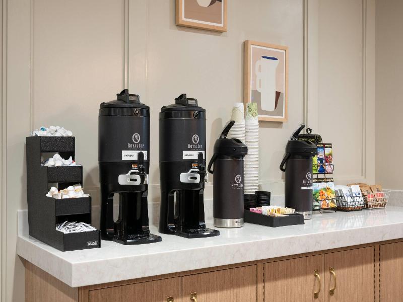 La Quinta Inn & Suites Paso Robles image