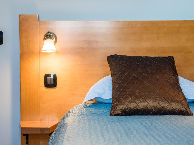 Captain's Apartment image