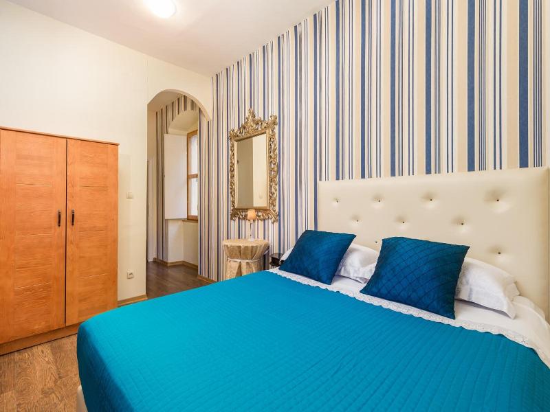 Captain's Apartment image
