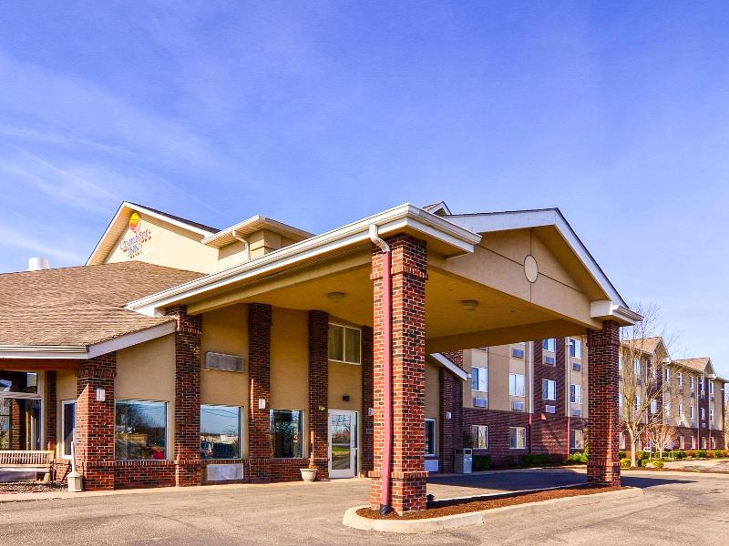 Comfort Inn Weirton image