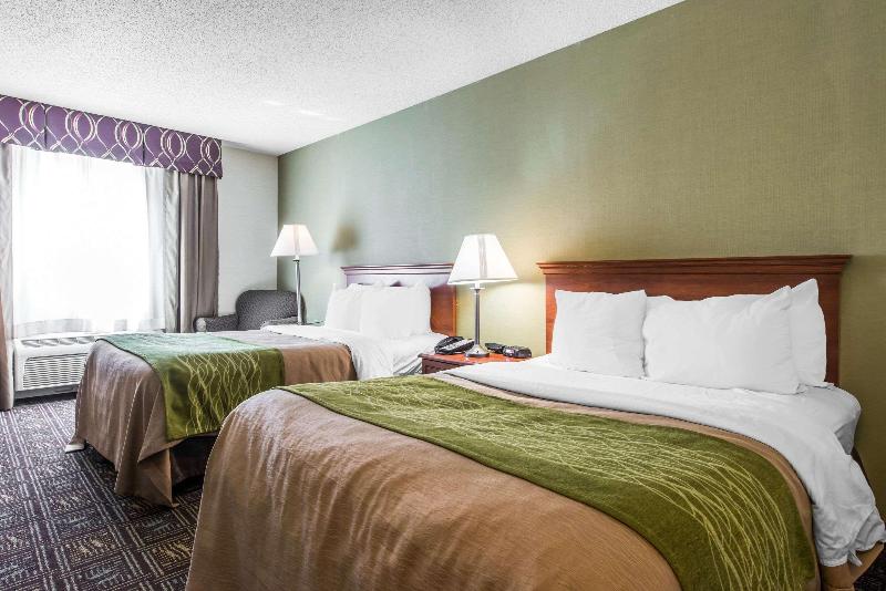 Comfort Inn Weirton image 7