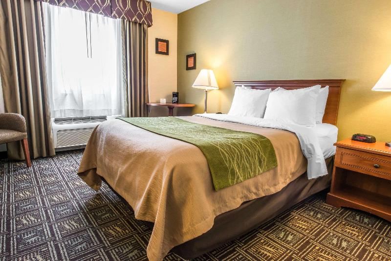 Comfort Inn Weirton image