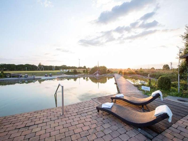 Tagungs- & Sporthotel Aramis image