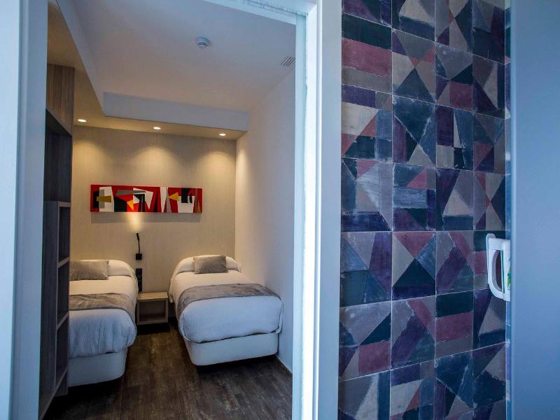 Hostal Sevilla Santa Justa image