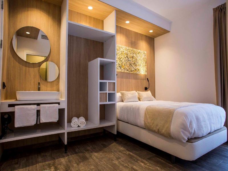 Hostal Sevilla Santa Justa image