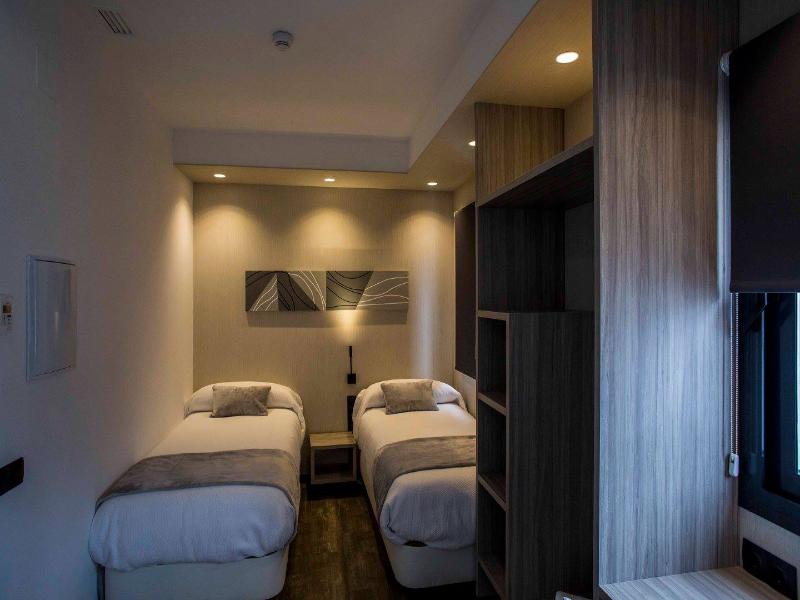 Hostal Sevilla Santa Justa image