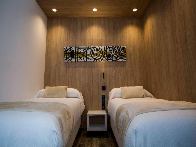 Hostal Sevilla Santa Justa image