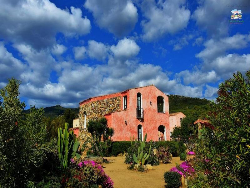 La Corte Rosada image