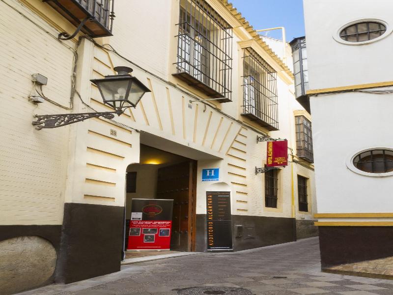 Alcántara image