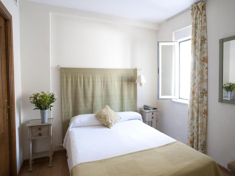 Alcántara image