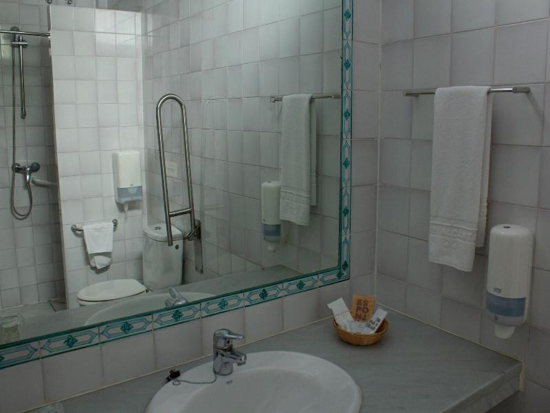 Alcántara image