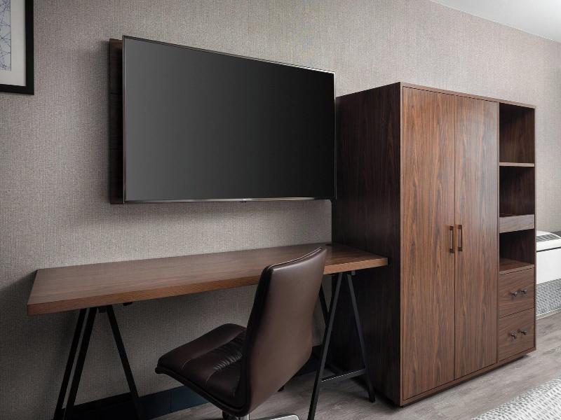 Four Points by Sheraton San Francisco Airport image