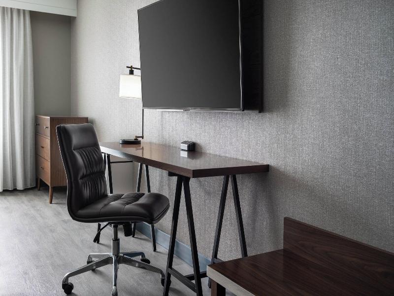 Four Points by Sheraton San Francisco Airport image