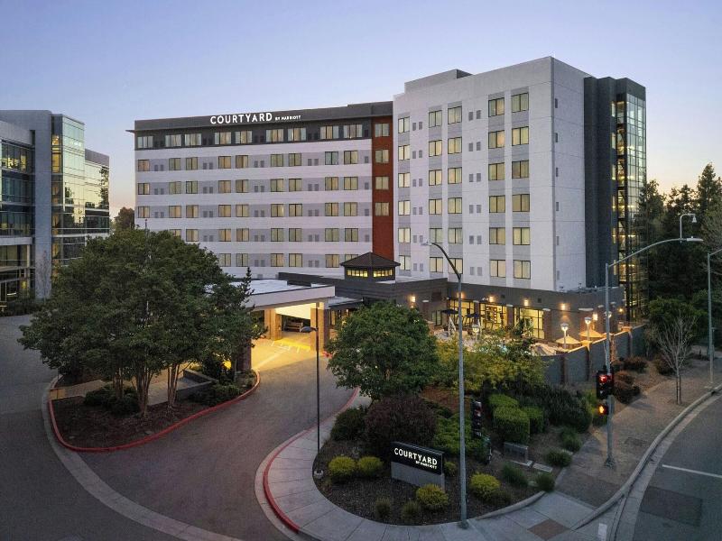Courtyard San Jose Campbell image