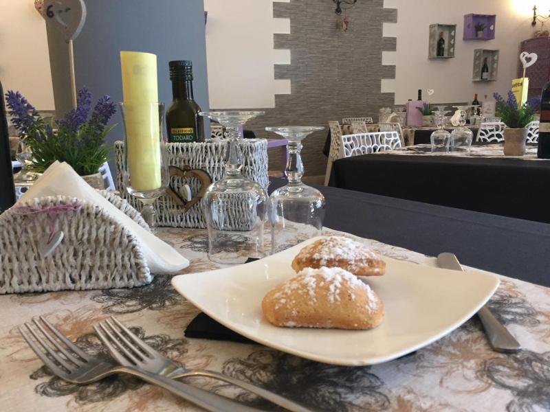 Il Cortile image