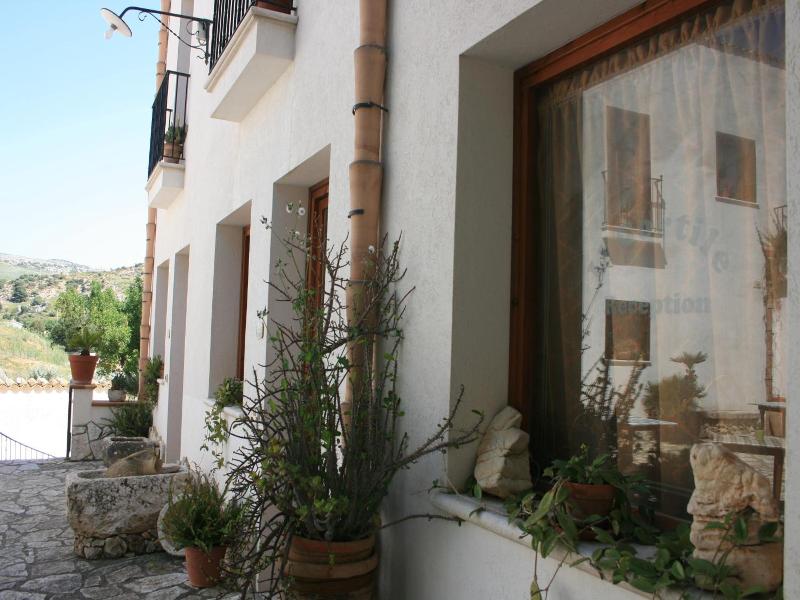 Il Cortile image