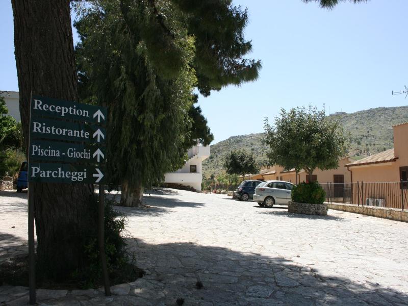 Il Cortile image