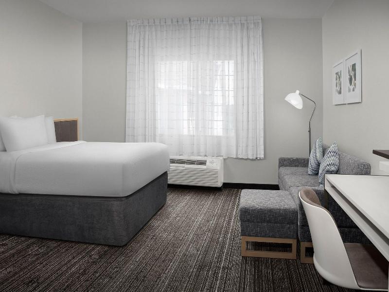 TownePlace Suites Sacramento Cal Expo image