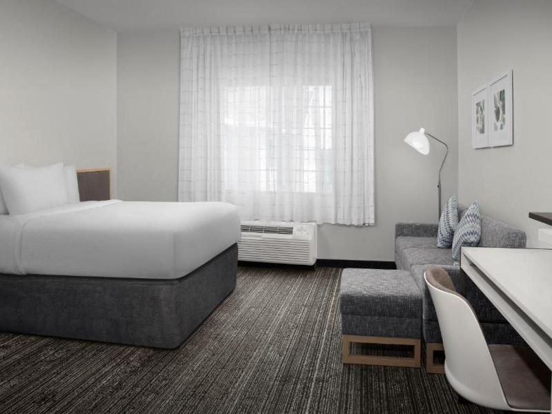 TownePlace Suites Sacramento Cal Expo image