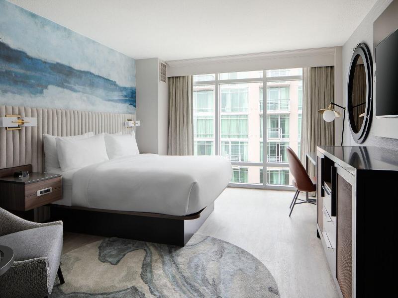 Seattle Marriott Waterfront image