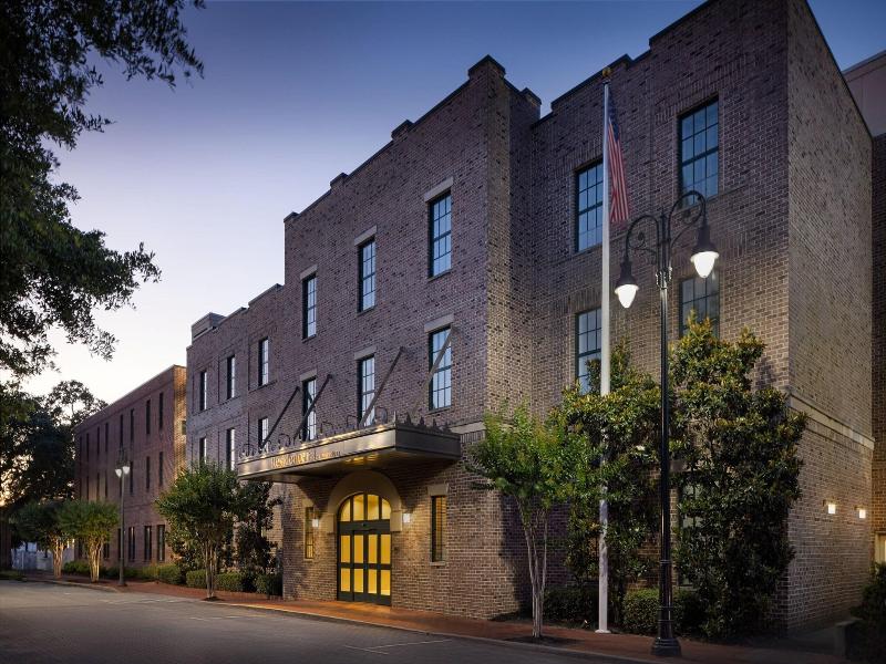 Residence Inn by Marriott Savannah Downtown/Histor image