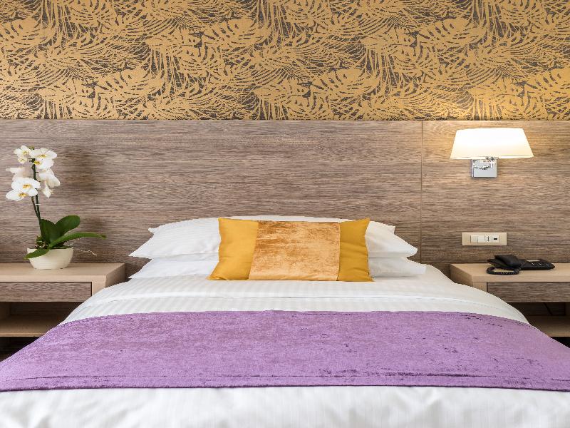 Hotel Mondo image