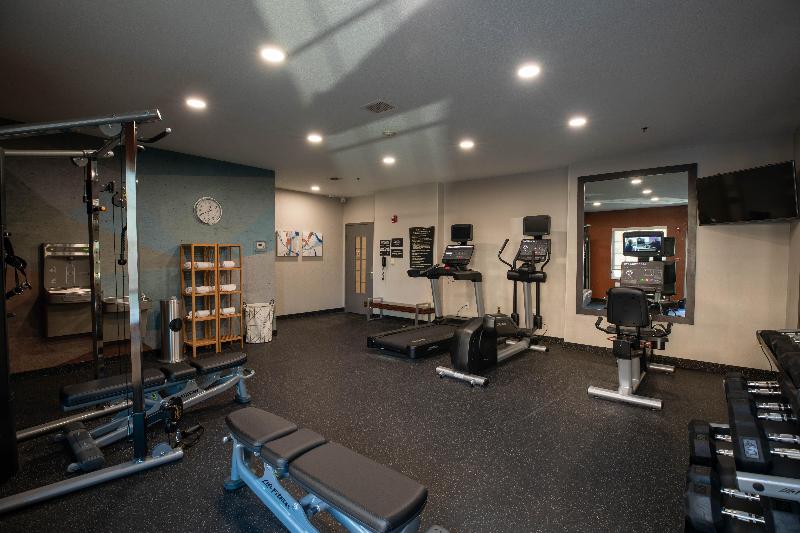 Candlewood Suites St Joseph image