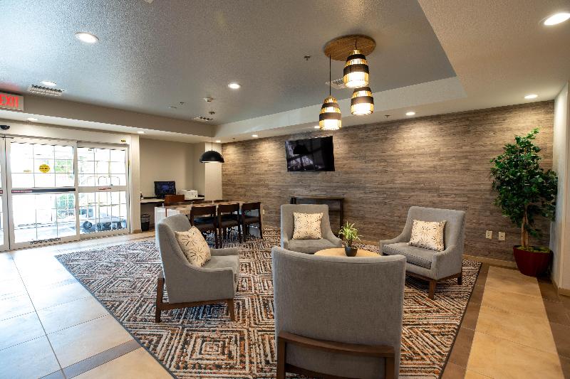 Candlewood Suites St Joseph image