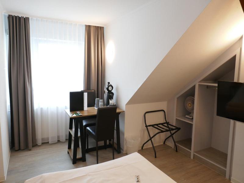 Hotel Bitzer image