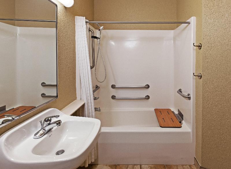 Candlewood Suites St. Robert image