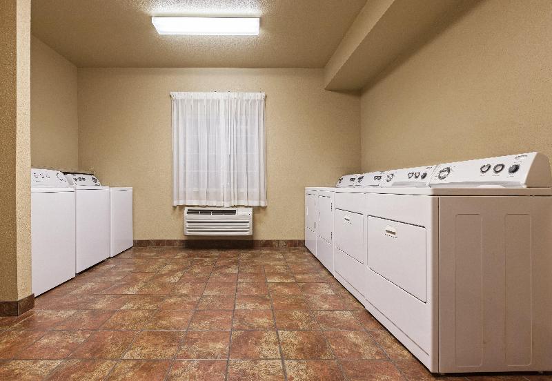 Candlewood Suites St. Robert image