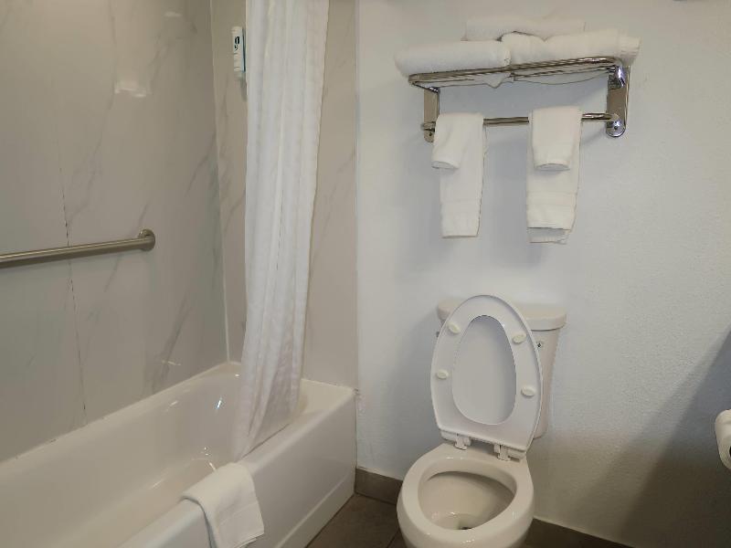 Country Inn & Suites Tallahassee NW (I- image