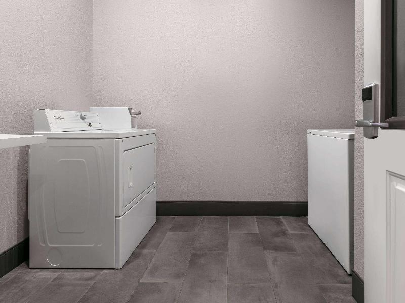 La Quinta Inn & Suites Belton image