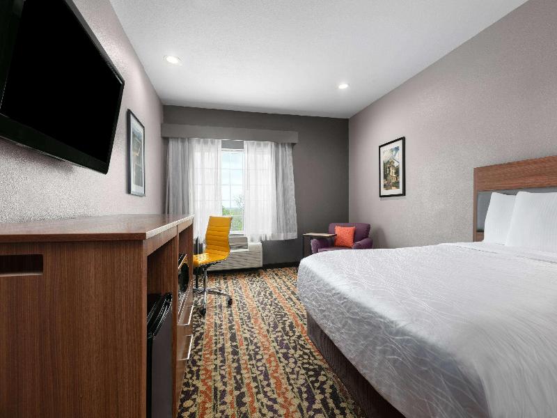 La Quinta Inn & Suites Belton image