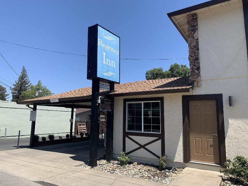 Regency Inn