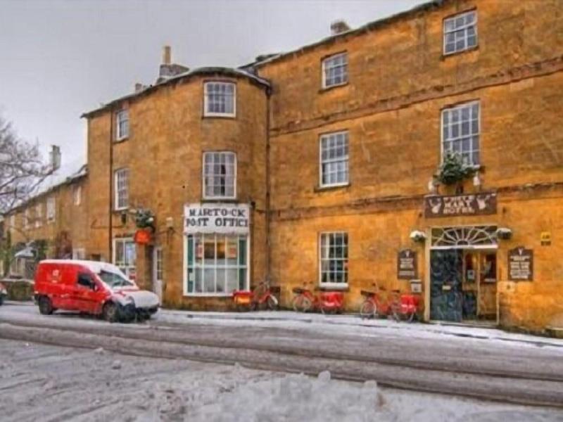 White Hart image