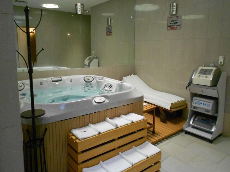 La Muralla Hotel & Spa image