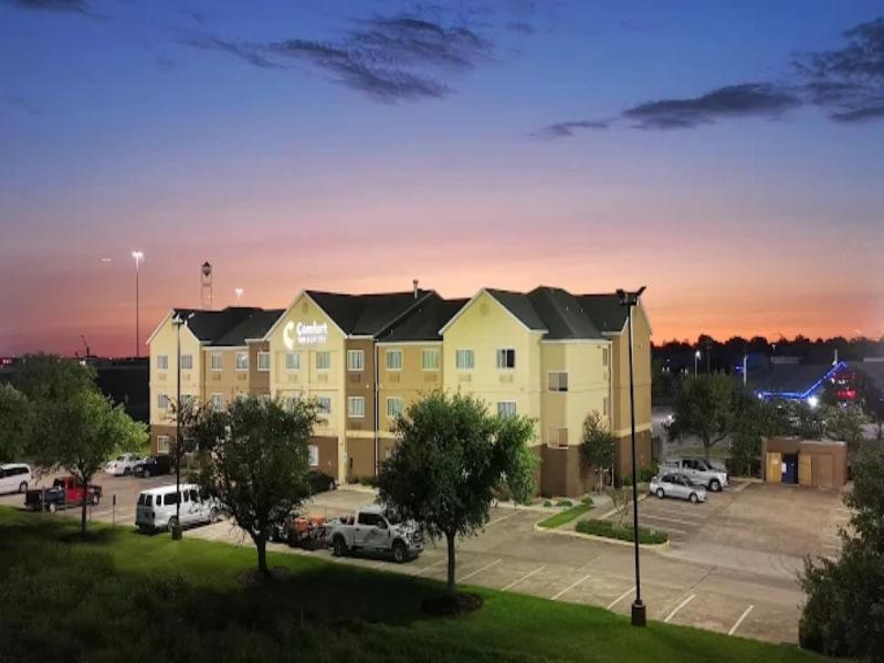  Comfort Inn & Suites Texas City I-45 image