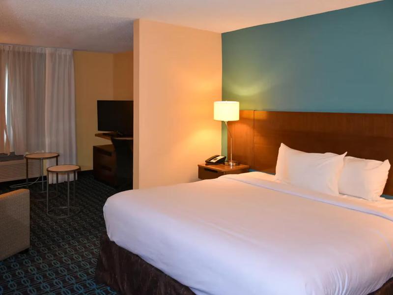  Comfort Inn & Suites Texas City I-45 image