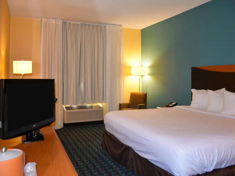  Comfort Inn & Suites Texas City I-45 image