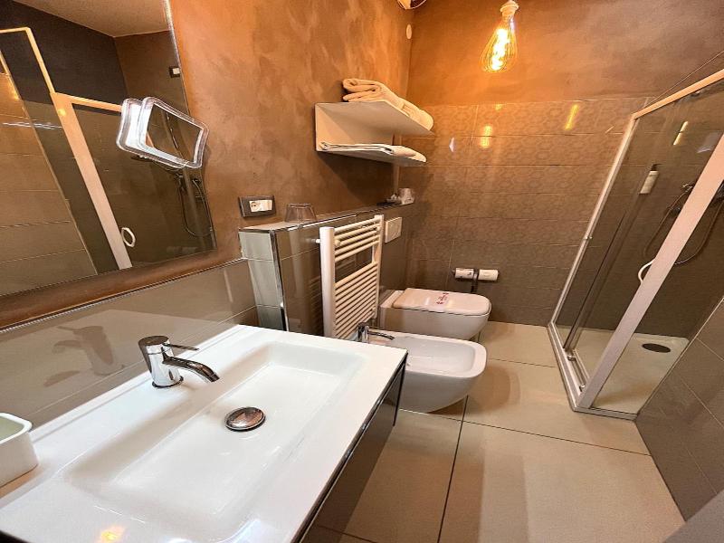 Hotel Regina  image