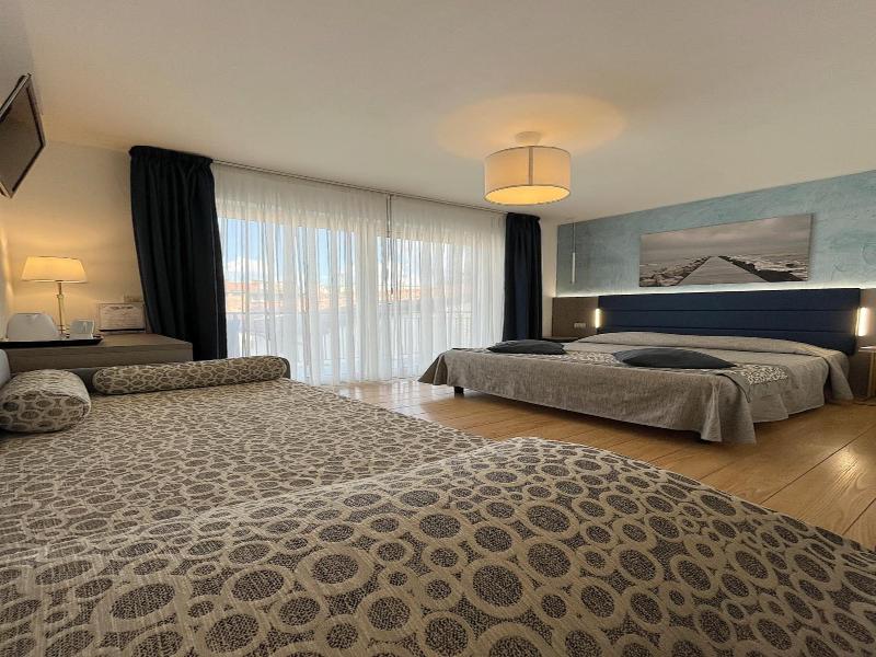 Hotel Regina  image